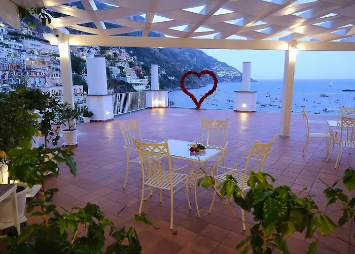 Esclusiva Con Vista Panoramica Su Villa *